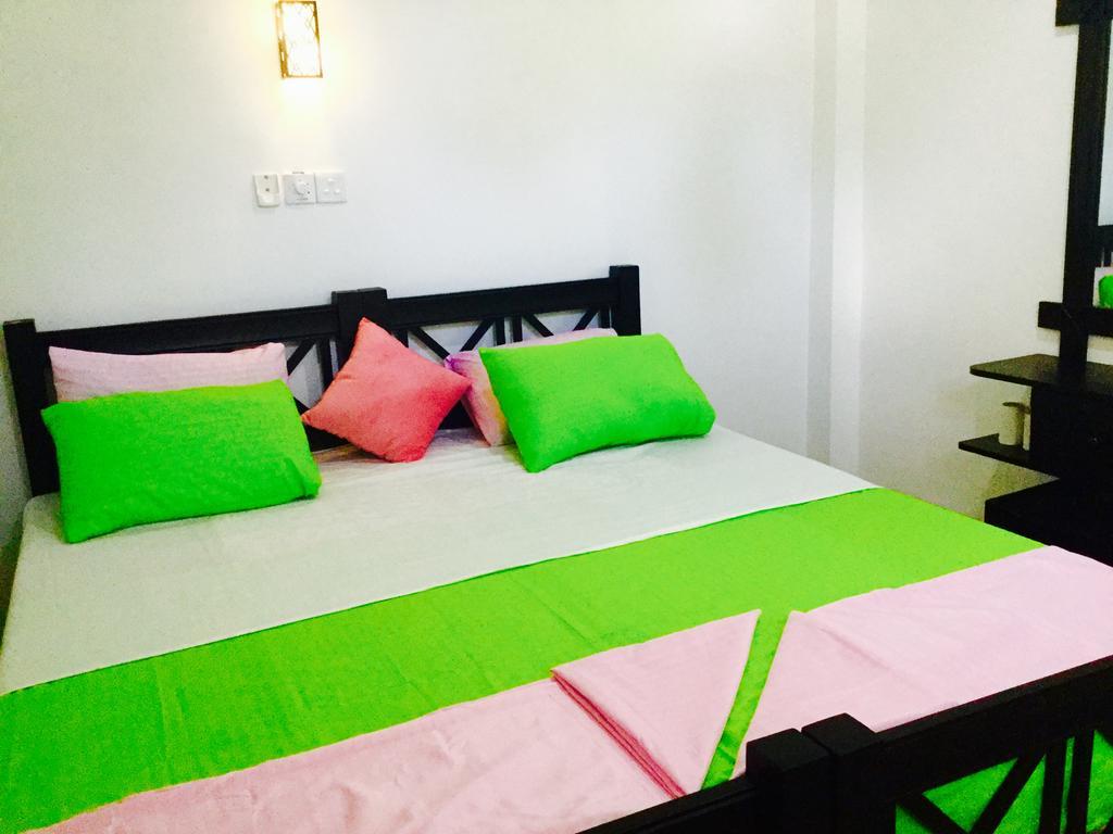Hikkaduwa Family Inn Zewnętrze zdjęcie