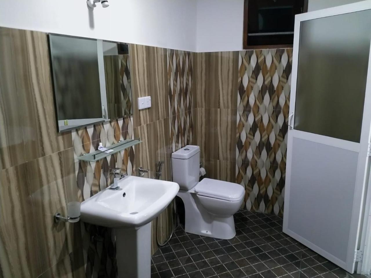 Hikkaduwa Family Inn Zewnętrze zdjęcie