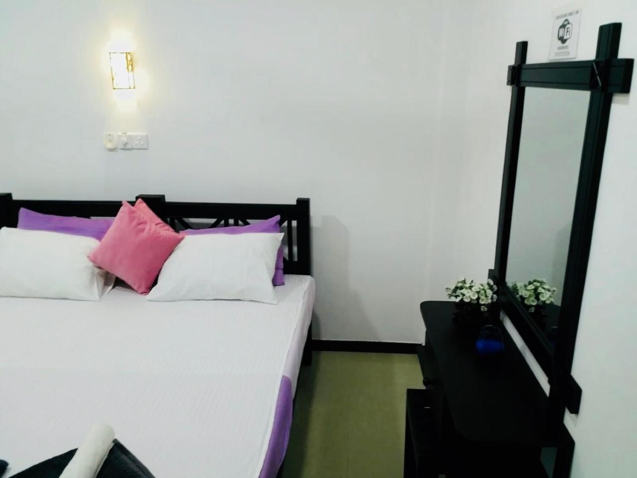 Hikkaduwa Family Inn Zewnętrze zdjęcie